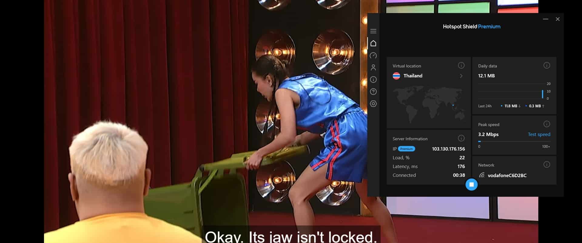 Streaming Amazon Prime Video.