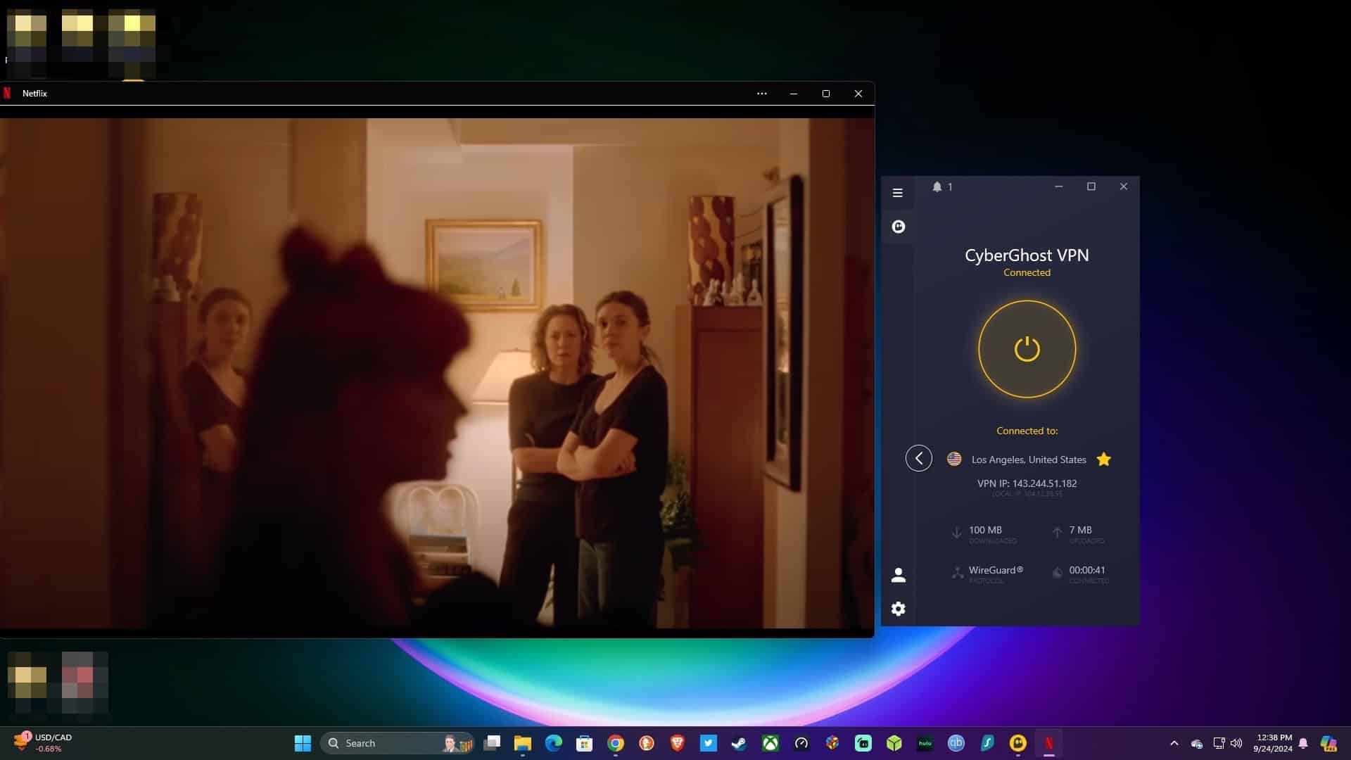 Streaming Netflix.